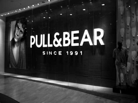 155 Pull AND Bear Jobs in United States (8 new)